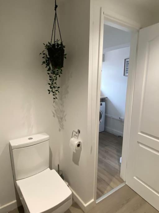 Flat Lode Nook Modern 2 Bed Home With Hot Tub Pool Exterior foto