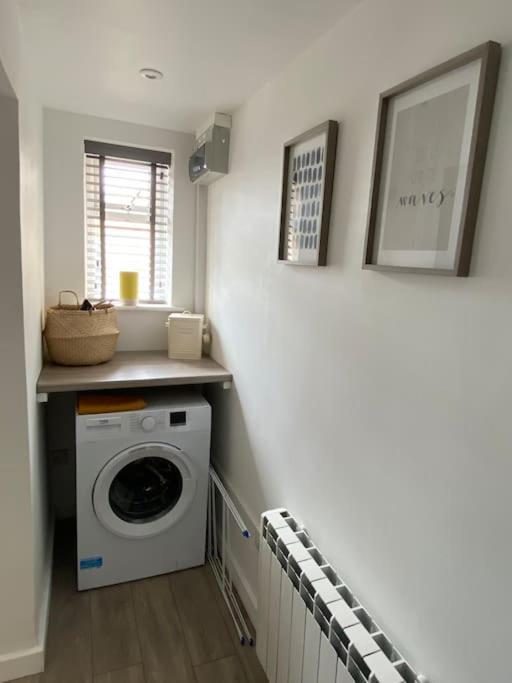 Flat Lode Nook Modern 2 Bed Home With Hot Tub Pool Exterior foto